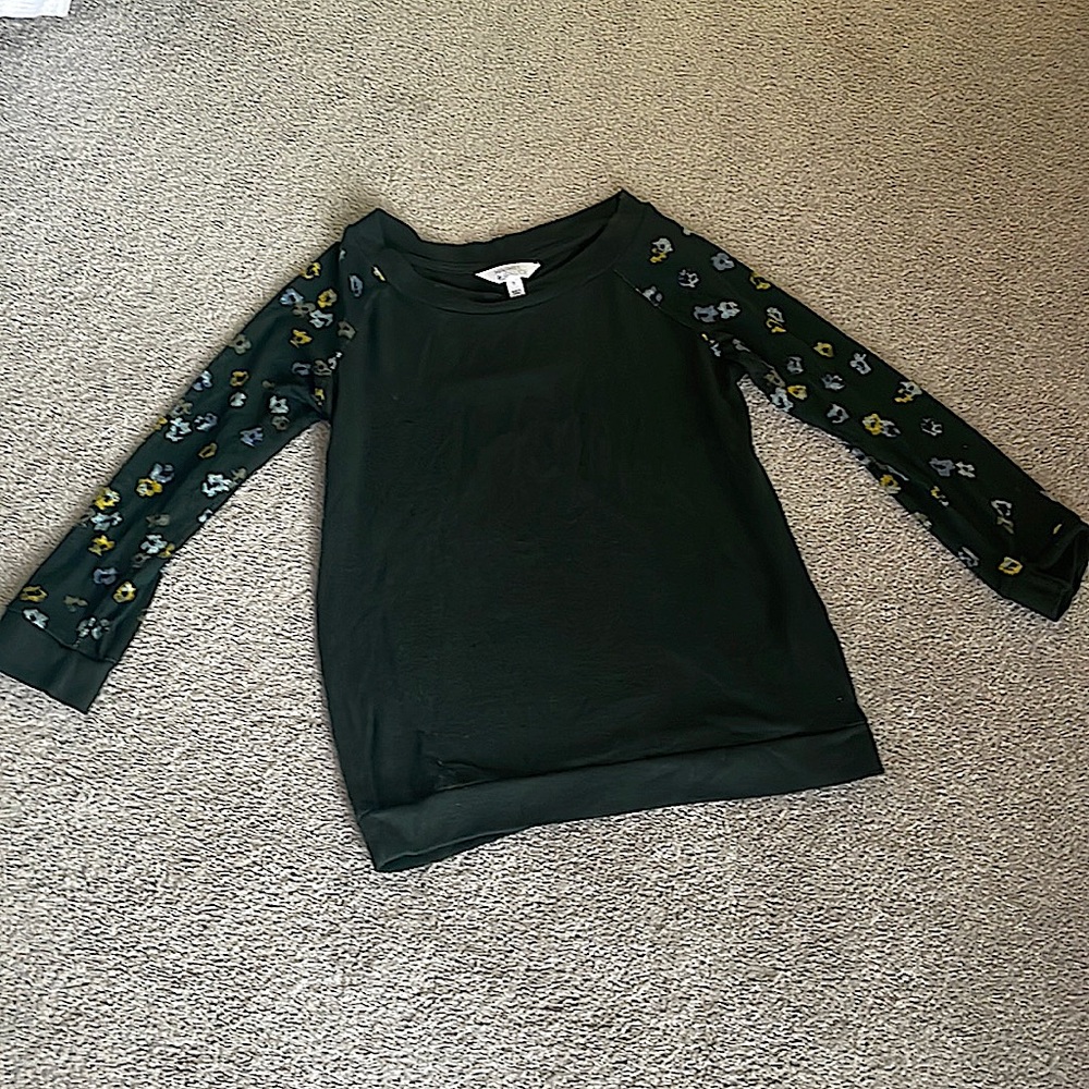 Market & Spruce Sweater - Medium - EUC